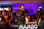 ibiza 10 juli 2012
Afrojack (Nick v d Wal) heeft optreden bij Mambo op ibiza. Hij heeft ook zijn trotse moeder mee genomen.
Peter Smulders bv