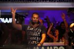 ibiza 10 juli 2012
Afrojack (Nick v d Wal) heeft optreden bij Mambo op ibiza. Hij heeft ook zijn trotse moeder mee genomen.
Peter Smulders bv