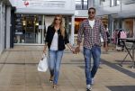 Amsterdam/Amstelveen 6 juli 2012
Badr Hari en Estelle Cruijff op terras en op weg naar reisburo in Lamborghini.
Peter Smulders bv
