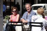 Amsterdam 2 juli 2012
Bert Kuizenga met vrouw op terras.
Peter Smulders bv