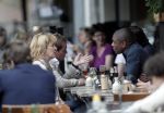Amsterdam 3 juli 2012
Bryan Roy met een kennis op terras.
Peter Smulders bv