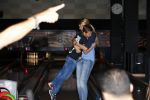 Amsterdam 22 juni 2012
Badr Hari bowlen met Maxim en Joelle Gullit en Estell Cruijff.
Peter Smulders bv