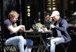 Amsterdam 26 juni 2012
Jeffrey Wammes op terras met hotelbon eigenaar Chris Luken.
Peter Smulders bv