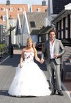 Huizen 7 juli 2012
Trouwen Jeroen Nieuwenhuize en zijn vrouw Kayla bij fletcher hotel in Huizen.
Peter Smulders bv