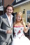 Huizen 7 juli 2012
Trouwen Jeroen Nieuwenhuize en zijn vrouw Kayla bij fletcher hotel in Huizen.
Peter Smulders bv