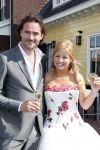 Huizen 7 juli 2012
Trouwen Jeroen Nieuwenhuize en zijn vrouw Kayla bij fletcher hotel in Huizen.
Peter Smulders bv