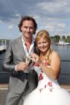 Huizen 7 juli 2012
Trouwen Jeroen Nieuwenhuize en zijn vrouw Kayla bij fletcher hotel in Huizen.
Peter Smulders bv