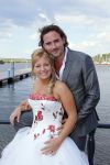 Huizen 7 juli 2012
Trouwen Jeroen Nieuwenhuize en zijn vrouw Kayla bij fletcher hotel in Huizen.
Peter Smulders bv