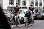 Amsterdam 4 juli 2012
Liesbeth kamerling met haar man op de fiets.
Peter Smulders bv
