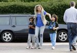 Muiderberg Blaricum 2 juli 2012
Maria Kooistra brengt haar kinderen naar school.
Pedter Smulders bv