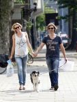 Amsterdam 5 juli 2012
Nicolette Kluijver zwanger met vriend en hond op straat.
Peter Smulders bv