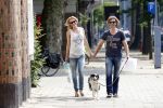 Amsterdam 5 juli 2012
Nicolette Kluijver zwanger met vriend en hond op straat.
Peter Smulders bv