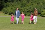 Wassenaar 7 juli 2012
Fotosessie met Prins Willem Alexander prinses Maxima Alexia Ariane en Amalia op landgoed de horsten.
Peter Smulder bv