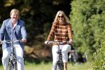 Wassenaar 7 juli 2012
Fotosessie met Prins Willem Alexander prinses Maxima Alexia Ariane en Amalia op landgoed de horsten.
Peter Smulder bv