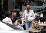 Amsterdam 3 juli 2012
Ruud Gullit op terras met Mark Teurlings en zijn dochter Joelle en ex schoonmoeder.
Peter Smulders bv