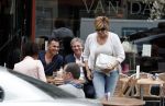 Amsterdam 3 juli 2012
Ruud Gullit op terras met Mark Teurlings en zijn dochter Joelle en ex schoonmoeder.
Peter Smulders bv