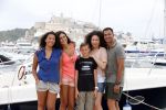 Ibiza 12 juli 2012
Ruud Gullit met zijn dochters Felicity Chermaine Joelle en zoon Maxim Gulli op vakantie op ibiza.
Peter Smulders bv