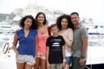 Ibiza 12 juli 2012
Ruud Gullit met zijn dochters Felicity Chermaine Joelle en zoon Maxim Gulli op vakantie op ibiza.
Peter Smulders bv