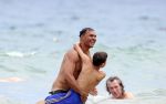 Ibiza 12 juli 2012
Ruud Gullit met zijn dochters Felicity Chermaine Joelle en zoon Maxim Gulli op vakantie op ibiza.
Peter Smulders bv