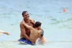 Ibiza 12 juli 2012
Ruud Gullit met zijn dochters Felicity Chermaine Joelle en zoon Maxim Gulli op vakantie op ibiza.
Peter Smulders bv