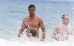 Ibiza 12 juli 2012
Ruud Gullit met zijn dochters Felicity Chermaine Joelle en zoon Maxim Gulli op vakantie op ibiza.
Peter Smulders bv