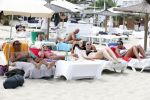 ibiza 12 juli 2012
Ruud Gullit met zijn kinderen Maxim Joelle Felicity en Chermaine op het strand.
Peter Smulders bv
