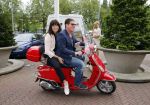 Amsterdam 19 juni 2013
Haringparty in het hilton hotel. Martijn en Amanda Krabbe op vespa scooter
Peter Smulders bv