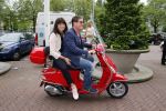 Amsterdam 19 juni 2013
Haringparty in het hilton hotel. Martijn en Amanda Krabbe op vespa scooter
Peter Smulders bv