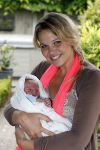Losser 12 juni 2013
Thomas Berge en Myrthe Mylius met hun pas geboren zoontje Jack.
Peter Smulders bv