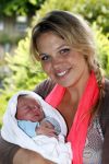Losser 12 juni 2013
Thomas Berge en Myrthe Mylius met hun pas geboren zoontje Jack.
Peter Smulders bv