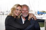 Muiden 10 juni 2013
Natasja Froger krijgt uit handen van Abgela Groothuizen de cosmoqueen award.Natasja met Frans Wisse
Peter Smulders bv