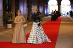 Amsterdam, 29 April 2013
Vertrek Kon. familie vanuit Paleis op de Dam naar het diner in het Rijksmuseum
Prinses Irene met haar zus Prinses Christina
Foto Peter Smulders BV