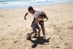 Sevilla, 19 en 20 Juni 2013
Rafel v d Vaart met zijn vriendin Sabia Boulahrouz en hun drie kinderen
Damian v d Vaart, Amaya Boulahrouz en Daamin Boulahrouz op het strand en bij hun hotel voor hun gezamelijk eerste vakantie samen.
Foto Peter Smulders BV