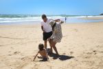 Sevilla, 19 en 20 Juni 2013
Rafel v d Vaart met zijn vriendin Sabia Boulahrouz en hun drie kinderen
Damian v d Vaart, Amaya Boulahrouz en Daamin Boulahrouz op het strand en bij hun hotel voor hun gezamelijk eerste vakantie samen.
Foto Peter Smulders BV