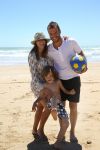 Sevilla, 19 en 20 Juni 2013
Rafel v d Vaart met zijn vriendin Sabia Boulahrouz en hun drie kinderen
Damian v d Vaart, Amaya Boulahrouz en Daamin Boulahrouz op het strand en bij hun hotel voor hun gezamelijk eerste vakantie samen.
Foto Peter Smulders BV