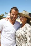 Sevilla, 19 en 20 Juni 2013
Rafel v d Vaart met zijn vriendin Sabia Boulahrouz en hun drie kinderen
Damian v d Vaart, Amaya Boulahrouz en Daamin Boulahrouz op het strand en bij hun hotel voor hun gezamelijk eerste vakantie samen.
Foto Peter Smulders BV