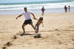 Sevilla, 19 en 20 Juni 2013
Rafel v d Vaart met zijn vriendin Sabia Boulahrouz en hun drie kinderen
Damian v d Vaart, Amaya Boulahrouz en Daamin Boulahrouz op het strand en bij hun hotel voor hun gezamelijk eerste vakantie samen.
Foto Peter Smulders BV