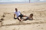 Sevilla, 19 en 20 Juni 2013
Rafel v d Vaart met zijn vriendin Sabia Boulahrouz en hun drie kinderen
Damian v d Vaart, Amaya Boulahrouz en Daamin Boulahrouz op het strand en bij hun hotel voor hun gezamelijk eerste vakantie samen.
Foto Peter Smulders BV
