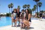 Sevilla, 19 en 20 Juni 2013
Rafel v d Vaart met zijn vriendin Sabia Boulahrouz en hun drie kinderen
Damian v d Vaart, Amaya Boulahrouz en Daamin Boulahrouz op het strand en bij hun hotel voor hun gezamelijk eerste vakantie samen.
Foto Peter Smulders BV