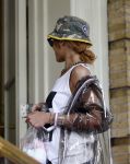 Amsterdam 26 juni 2013
Rihanna vertrekt bij het amstel hotel na haar concerten in het ziggo dome. Ze ging met de tourbus naar Keulen.
Peter Smulders bv