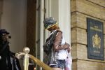 Amsterdam 26 juni 2013
Rihanna vertrekt bij het amstel hotel na haar concerten in het ziggo dome. Ze ging met de tourbus naar Keulen.
Peter Smulders bv