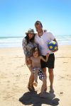 Sevilla, 19 en 20 Juni 2013
Rafel v d Vaart met zijn vriendin Sabia Boulahrouz en hun drie kinderen
Damian v d Vaart, Amaya Boulahrouz en Daamin Boulahrouz op het strand en bij hun hotel voor hun gezamelijk eerste vakantie samen.
Foto Peter Smulders BV
