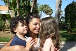 Sevilla, 19 en 20 Juni 2013
Rafel v d Vaart met zijn vriendin Sabia Boulahrouz en hun drie kinderen
Damian v d Vaart, Amaya Boulahrouz en Daamin Boulahrouz op het strand en bij hun hotel voor hun gezamelijk eerste vakantie samen.
Foto Peter Smulders BV