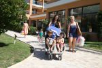 Sevilla, 19 en 20 Juni 2013
Rafel v d Vaart met zijn vriendin Sabia Boulahrouz en hun drie kinderen
Damian v d Vaart, Amaya Boulahrouz en Daamin Boulahrouz op het strand en bij hun hotel voor hun gezamelijk eerste vakantie samen.
Foto Peter Smulders BV