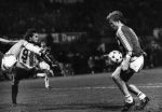 Mechelen, 1 Februari 1989
1e Wedstrijd Supercup tussen KV Mechelen-PSV, eindstand 3-0
Soren Lerby in duel met Johnny Bosman
Foto Peter Smulders BV