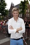 Uden 18 juni 2013
Tros Muziek feest op de markt in Uden. Tim Douwsma met Kyboe horloge
Peter Smulders bv