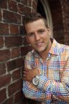 Uden 18 juni 2013
Tros Muziek feest op de markt in Uden. Wesley Klein met Kyboe horlohe
Peter Smulders bv