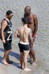 ibiza 15 juni 2013
Wesley Sneijder en Yolanthe Sneijder Cabau met Rodney Reduan en Jalal Diba en vrienden bij tropicana beach.
Peter Smulders bv