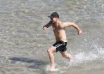 ibiza 15 juni 2013
Wesley Sneijder en Yolanthe Sneijder Cabau met Rodney Reduan en Jalal Diba en vrienden bij tropicana beach.
Peter Smulders bv