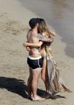 ibiza 15 juni 2013
Wesley Sneijder en Yolanthe Sneijder Cabau met Rodney Reduan en Jalal Diba en vrienden bij tropicana beach.
Peter Smulders bv